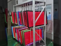 32インチ曲げたタッチスクリーンモニター